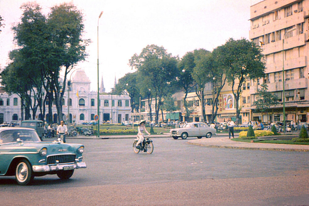 Hồi ức Sài Gòn xưa: Những người muôn năm cũ…